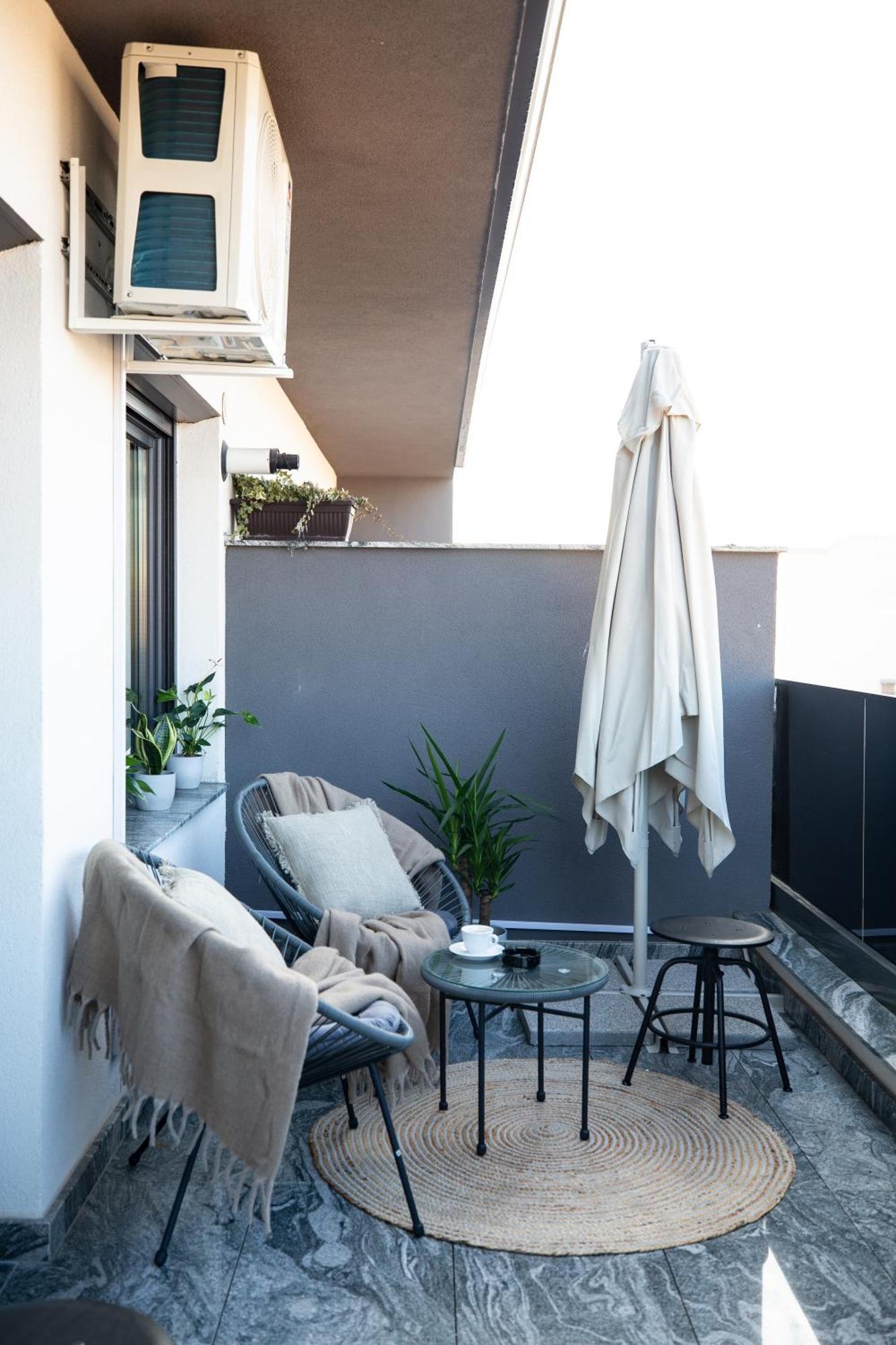 Unique City View Apartment Balcony & Parking Space Cluj-Napoca Buitenkant foto